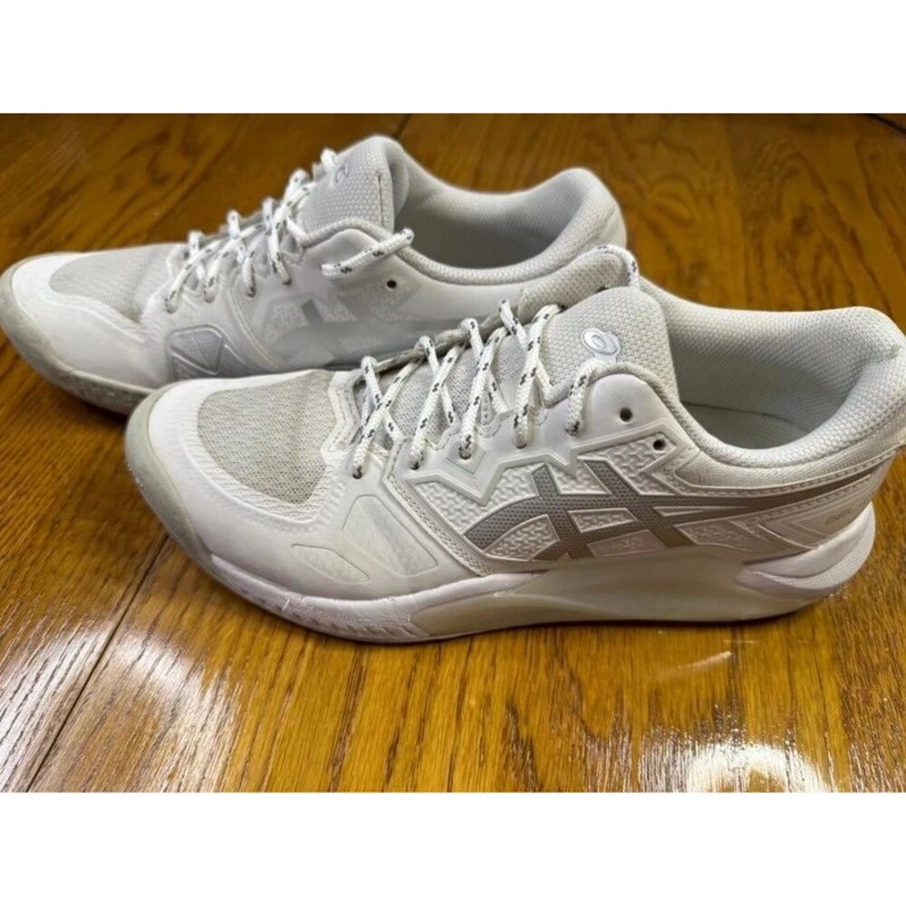 Asics sneakers, sz 8.5, white, euc